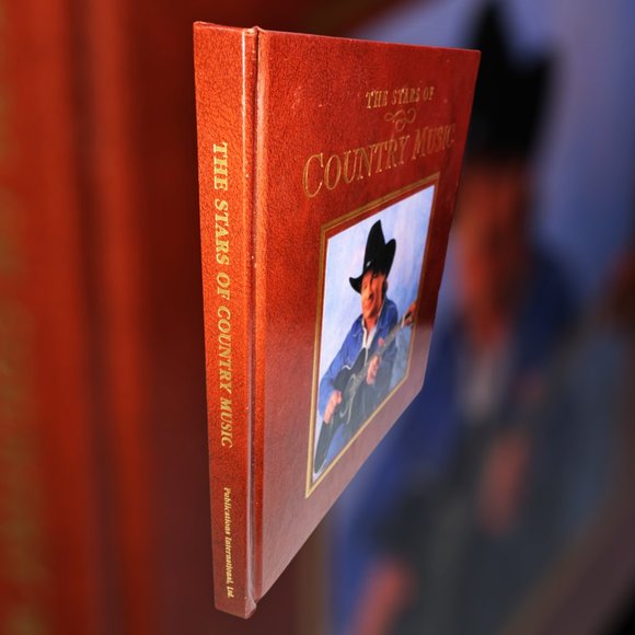 Stars of Country Music Hardcover 1994 First Addition Mint Condition Pre-Owned - Picture 2 of 14